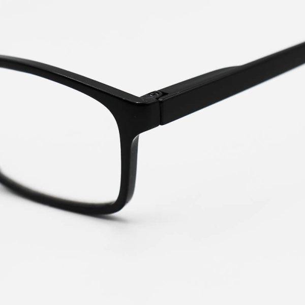 عکس از عینک مطالعه با فریم کائوچو، مشکی و دسته فنری مدل t5618