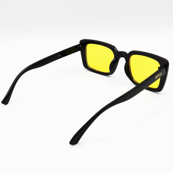 عکس از عینک دید در شب با فریم مستطیلی شکل، مشکی رنگ و لنز زرد ditiai مدل 3167