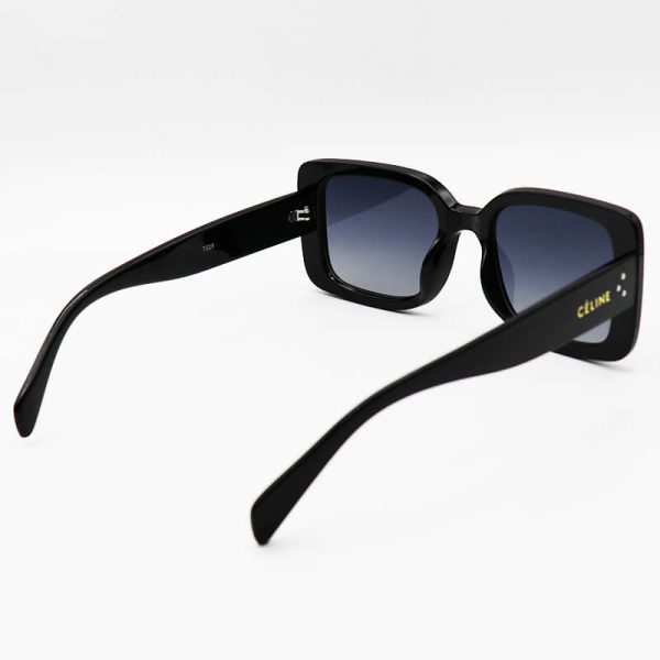 عکس از عینک آفتابی سلین مربعی شکل با فریم مشکی رنگ و عدسی تیره مدل 7228