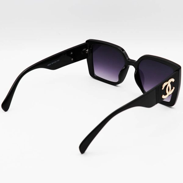 عکس از عینک آفتابی زنانه با فریم مشکی رنگ، مربعی شکل و لنز سایه روشن شنل مدل 6929