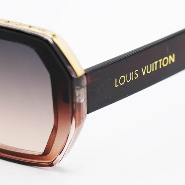 عکس از عینک آفتابی لویی ویتون با فریم چندضلعی، قهوه ای رنگ و لنز سایه روشن مدل 7262