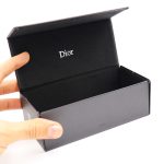 عکس از پک اورجینال عینک برند دیور DIOR مشکی رنگ و با تمام تجهیزات مدل 992450