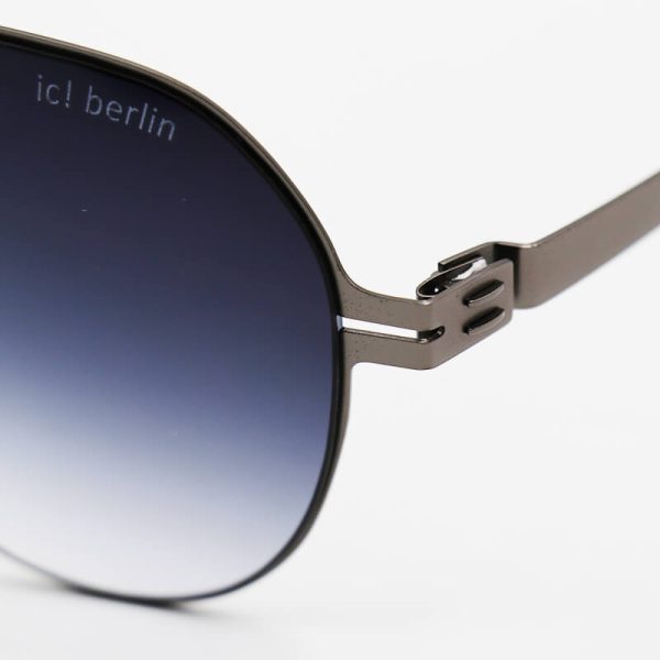 عکس از عینک آفتابی خلبانی ایس برلین با فریم نوک مدادی، تیتانیوم و لنز سایه روشن مدل ps18020