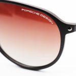 عکس از عینک آفتابی خلبانی Porsche Design با فریم قهوه ای، دسته فلزی و لنز پلاریزه مدل P8662 به همراه پک اصلی