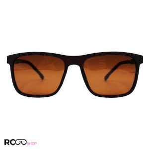 عکس از عینک آفتابی پلرایزد با فریم قهوه‌ای رنگ و مستطیلی شکل برند hugo boss مدل 9529