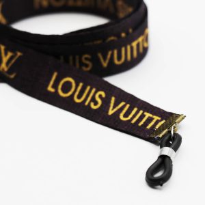 عکس از بند عینک نواری Louis Vuitton (لویی ویتون) با رنگ قهوه ای و از جنس پارچه‌ای مدل 992546