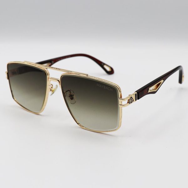 عکس از عینک آفتابی میباخ با فریم طلایی رنگ، خلبانی شکل و عدسی قهوه ای هایلایت مدل z46