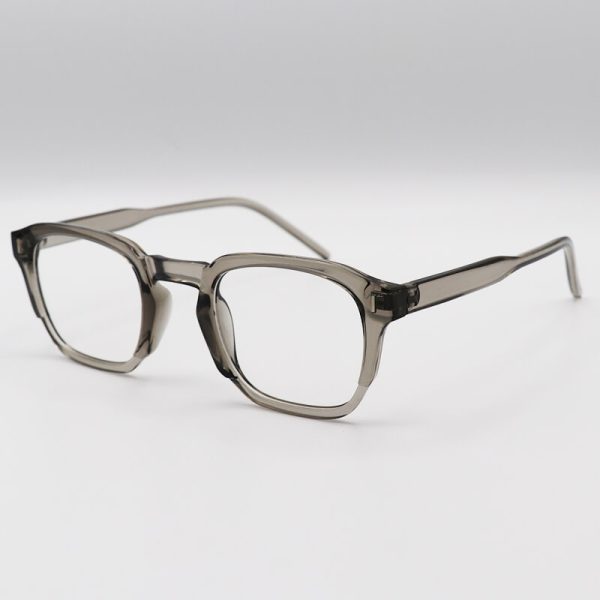 عکس از عینک بلوکات با فریم طوسی رنگ، از جنس کائوچو، شکل مستطیلی مدل 2324