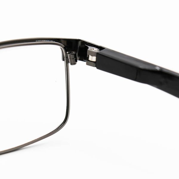 عکس از عینک مطالعه نزدیک بین با فریم نوک مدادی، مستطیلی شکل و دسته فنری مدل 6146