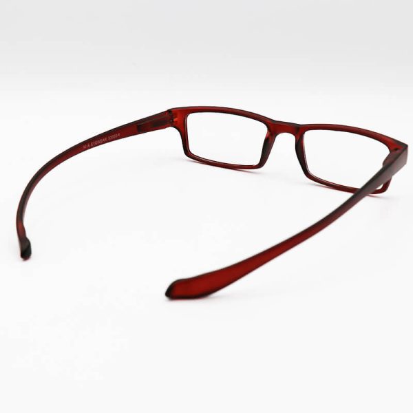عکس از عینک مطالعه پشت گردنی قرمز رنگ، کائوچو، مستطیلی و دسته فنری مدل 33003-6