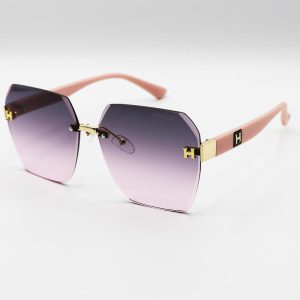 عکس از عینک آفتابی زنانه HERMES با دسته صورتی، بدون فریم، مربعی شکل و لنز دو رنگ مدل 2240