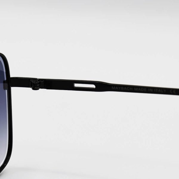 عکس از عینک آفتابی maybach با فریم مشکی رنگ، خلبانی و هوانوردی و لنز دودی سایه روشن مدل n2574