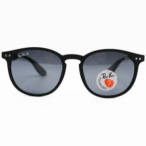 عکس از عینک آفتابی FERRARI و Ray-Ban با فریم گرد، مشکی مات، دسته شطرنجی و لنز پلاریزه مدل RB8367