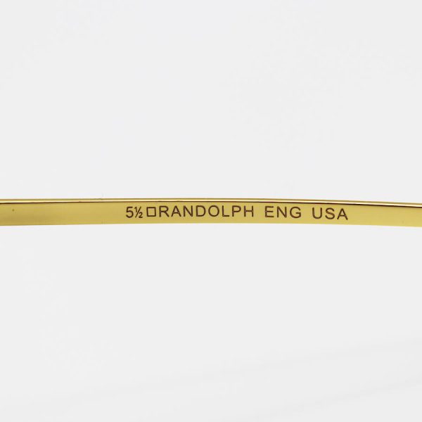 عکس از عینک آفتابی کلاسیک راندولف با فریم طلایی رنگ، عدسی شیشه ای و رنگ دودی تیره مدل s56