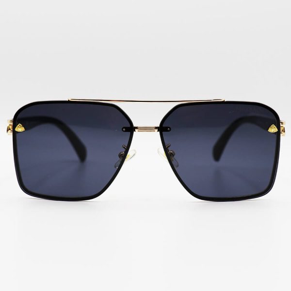 عکس از عینک آفتابی میباخ با فریم طلایی، شکل هندسی، جنس فلزی و عدسی دودی تیره مدل 22384