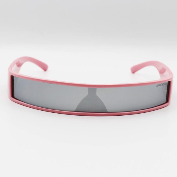 عکس از عینک آفتابی فانتزی بالنسیاگا طرح تل با فریم صورتی رنگ، باریک و لنز آینه ای مدل w68176