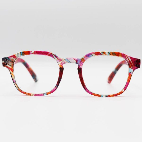 عکس از عینک مطالعه نزدیک بین با فریم مربعی، رنگ صورتی طرح دار و دسته فنری مدل 22-11