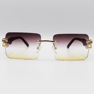 عکس از عینک آفتابی مستطیلی Cartier با لنز سه رنگ سایه روشن، دسته چوبی و طرح یوزپلنگ مدل 7288
