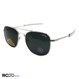 عکس از عینک آفتابی کلاسیک randolph با فریم نقره ای رنگ، لنز سنگ و رنگ دودی تیره مدل s56