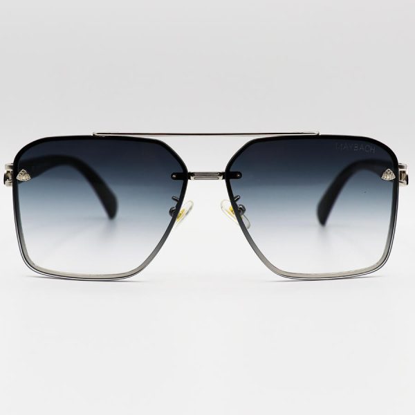 عکس از عینک آفتابی maybach با فریم نقره ای، شکل هندسی، دسته مشکی و لنز سایه روشن مدل 22384