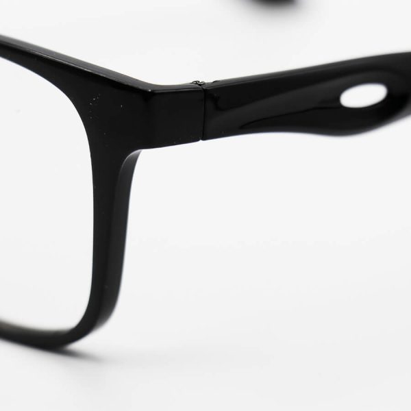 عینک مطالعه نزدیک بین با فریم مربعی شکل، مشکی رنگ و از جنس کائوچو مدل 22-6