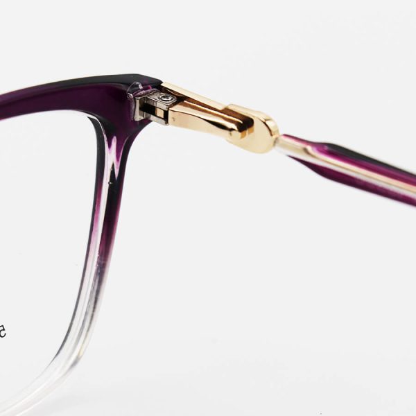 عکس از عینک طبی یا فریم چشم گربه ای، بنفش رنگ، از جنس کائوچو و لولا فنری gucci مدل yk6601