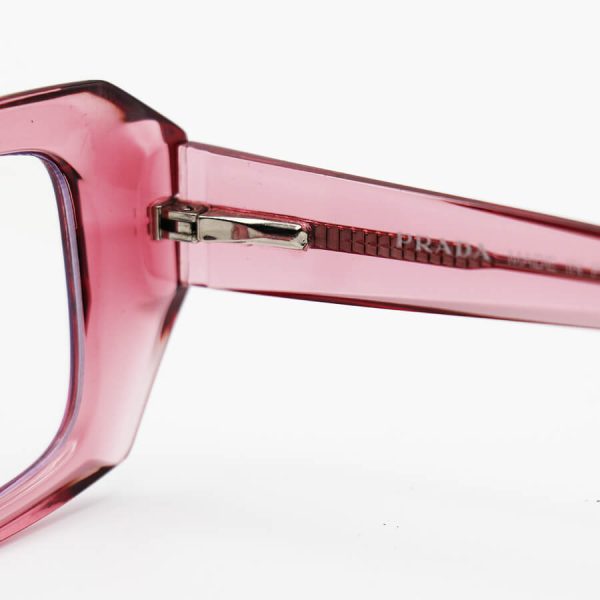 عکس از عینک طبی با فریم مستطیلی شکل، بنفش رنگ، از جنس کائوچو و دسته فنری مدل 2154