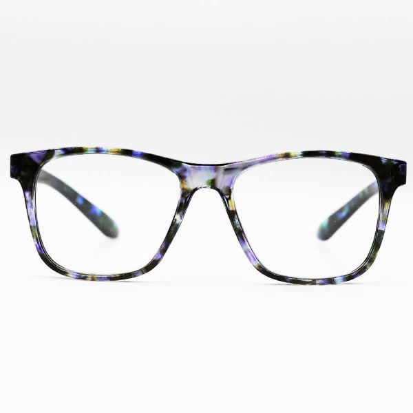 عکس از عینک مطالعه نزدیک بین با فریم بنفش چند رنگ، مربعی شکل و دسته فنری مدل 22-9