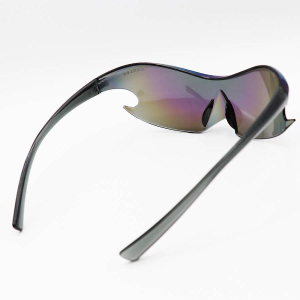 عکس از عینک آفتابی فانتزی oakley با فریم طرح کوسه ای و عدسی آینه ای و چند رنگ مدل ks700