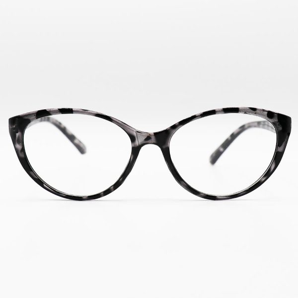 عکس از عینک مطالعه زنانه نزدیک بین با فریم مشکی دو رنگ و گربه ای شکل مدل xs5310