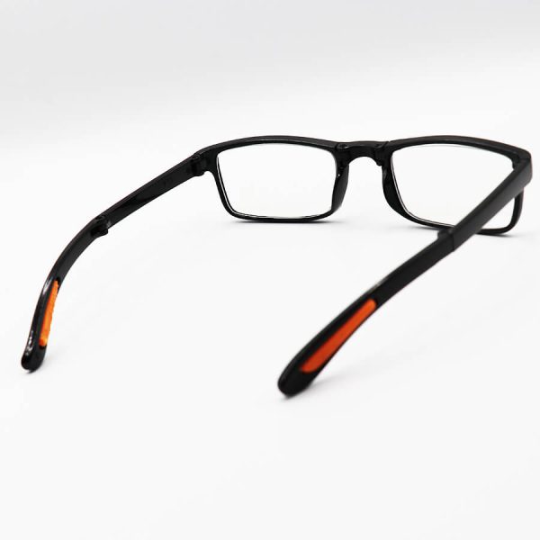 عکس از عینک مطالعه تاشو نزدیک بین با فریم مشکی رنگ، عدسی بلوکات و آنتی رفلکس مدل 915