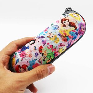 عکس از کیف عینک بچه‌گانه زیپ دار با طرح پرنسس ها Princess مدل 992696