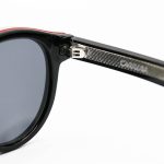 عکس از عینک آفتابی پلاریزه Carrera با فریم گرد، مشکی رنگ، لنز دودی تیره و دسته سیم دار مدل P581006
