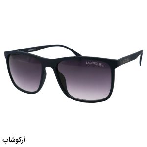 عکس از عینک آفتابی مردانه با فریم سرمه ای مات، مربعی شکل و لنز دودی سایه روشن برند LACOSTE مدل 9530