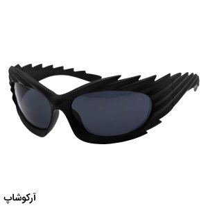 عکس از عینک آفتابی شانه‌ای بالنسیاگا با فریم مشکی مات، فانتزی و لنز دودی تیره مدل SH1006