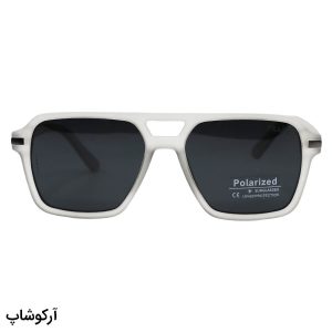 عکس از عینک آفتابی PRADA با فریم خلبانی، رنگ طوسی مات (شفاف) و لنز پلاریزه و دودی مدل P9842