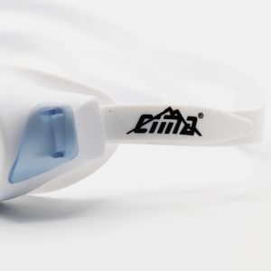 عکس از عینک شنا CIMA سفید رنگ، از جنس سیلیکونی به همراه گوش گیر مدل CM5200