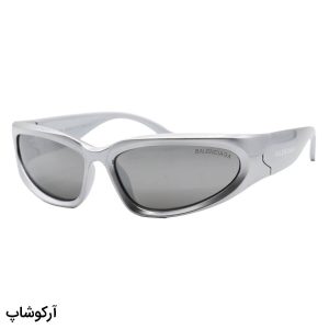 عکس از عینک آفتابی بالنسیاگا با فریم نقره ای براق، بیضی شکل و لنز آینه ای و رنگ نقره ای مدل 22008