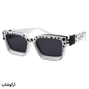 عکس از عینک آفتابی میلیونر لویی ویتون با فریم سفید و مشکی، مستطیلی و لنز دودی تیره مدل Z1940E
