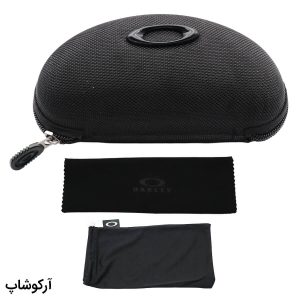 عکس از کیف عینک برند اوکلی oakley با رنگ مشکی، زیپ دار و دستمال و کاور (سایز بزرگ) مدل 992787