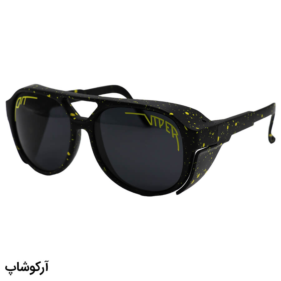Black-Frame-And-Dark-Polorized-Uv-Protection-Lenses-Pit-Viper-Sunglasses-For-Sports-Model-44082-Bl-1 عکس از عینک ورزشی با فریم خلبانی، رنگ مشکی و زرد، لنز پلاریزه و دودی تیره و دسته قابل تنظیم مدل 44082