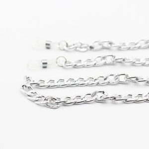 عکس از بند عینک زنجیری فوق سبک با رنگ نقره‌ای، از جنس آلومینیوم، طرح دار و دارای موج مدل MAH294
