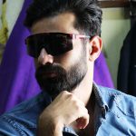 عکس از عینک ورزشی برند پیت وایپر مدل 49282 بر روی صورت محمدحسین ابراهیم زاده