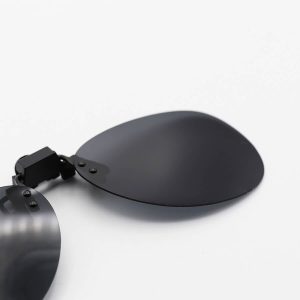 عکس از کاور آفتابی لنز عینک طبی با رنگ دودی، پلاریزه و شکل خلبانی مدل 992806