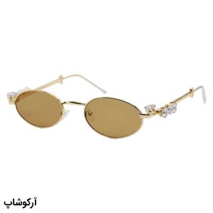 عکس از عینک آفتابی زنانه CHANEL با فریم بیضی، طلایی رنگ، نگین دار و عدسی قهوه ای تیره مدل 30678