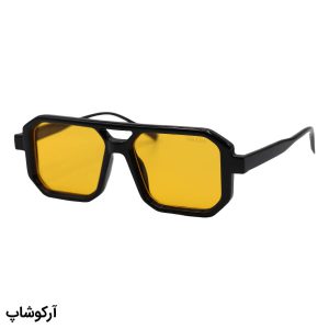 عکس از عینک دید در شب پرادا با فریم مربعی شکل، رنگ مشکی براق و لنز زرد مدل ZN3903