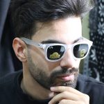 عینک آفتابی Ray-Ban با فریم ویفرر و لنز شیشه و سنگی مدل RB2140 بر روی صورت محمدحسین ابراهیم زاده