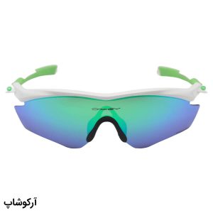 عکس از عینک ورزشی اوکلی با فریم سفید و سبز، 5 کاور لنز قابل تعویض و تجهیزات کامل مدل OO9343-06