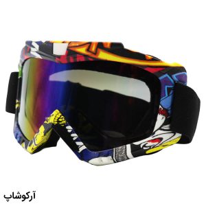عکس از عینک موتور سواری با لنز آینه ای، فریم چند رنگ و بند کشی مشکی رنگ مدل 992819