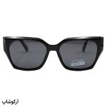 عکس از عینک آفتابی Prada با فریم رنگ مشکی، شکل گربهای، دسته سیمدار و لنز دودی تیره و پلاریزه مدل 66512